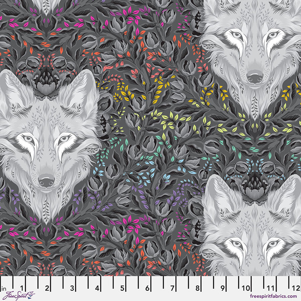 Tula Pink Graywork Wolf of Pink Street - Carbon